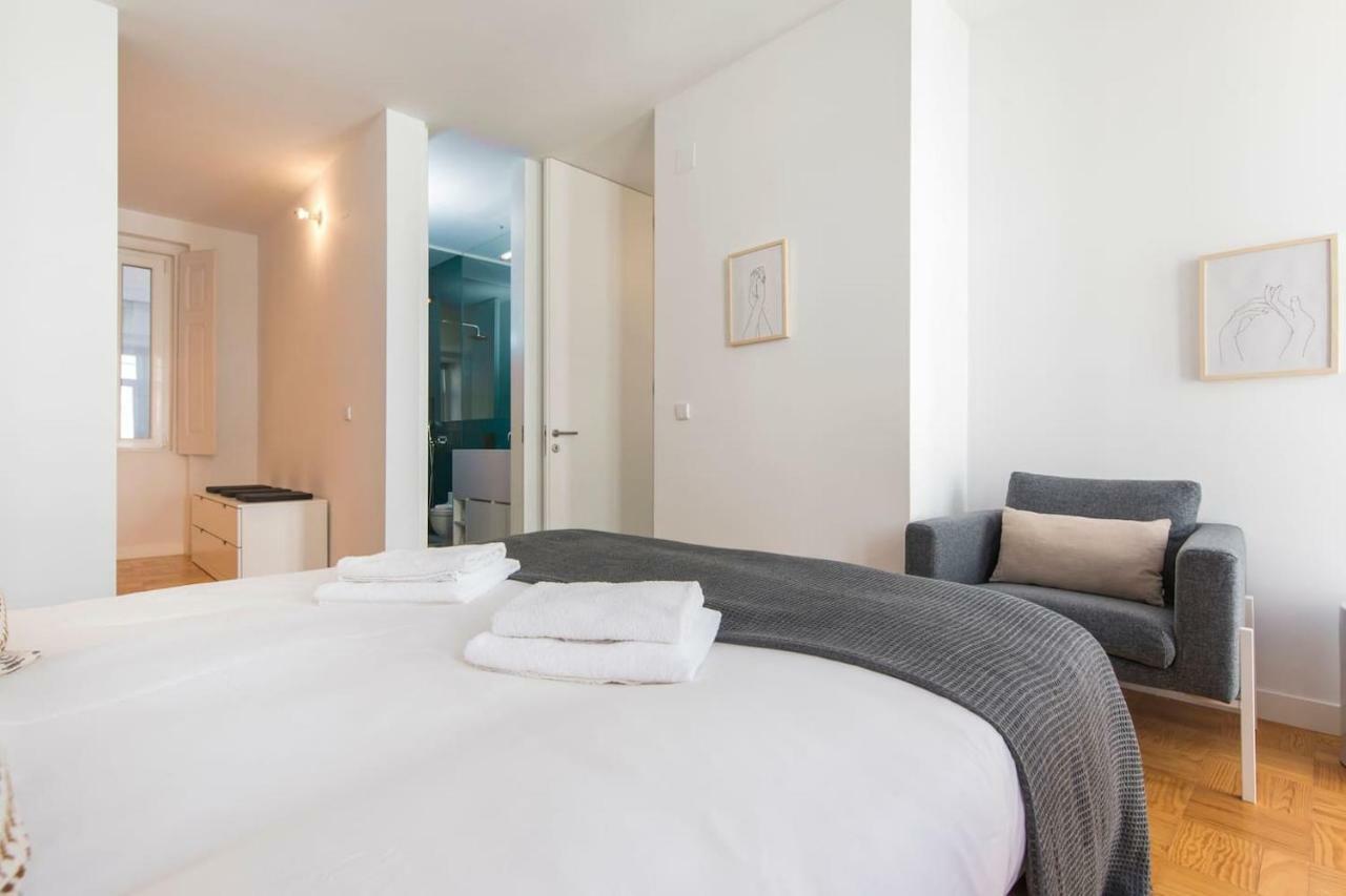 Lovelystay - Wide & Bright 4 Families Apartment Lissabon