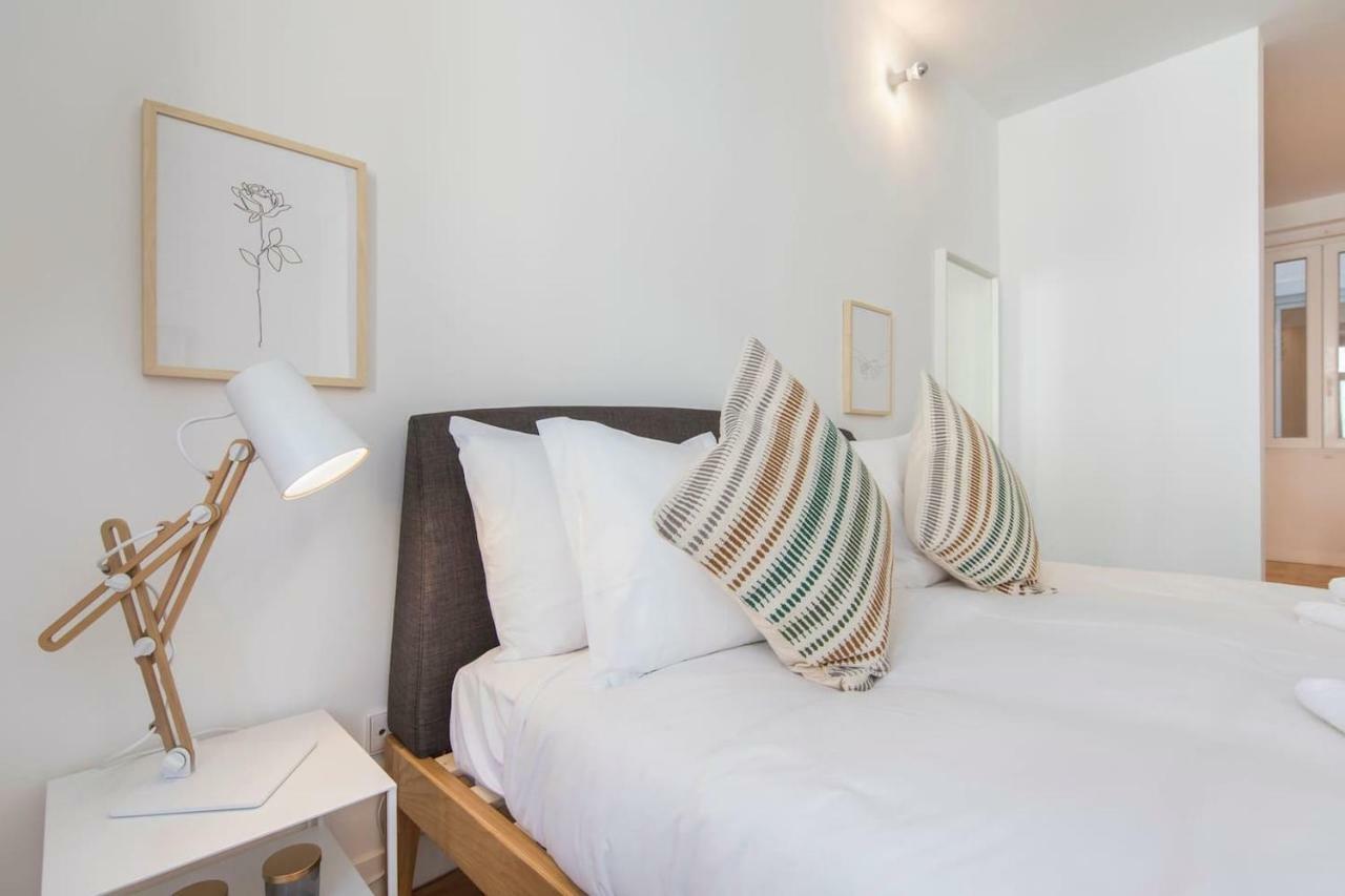 Lovelystay - Wide & Bright 4 Families Apartment Lissabon