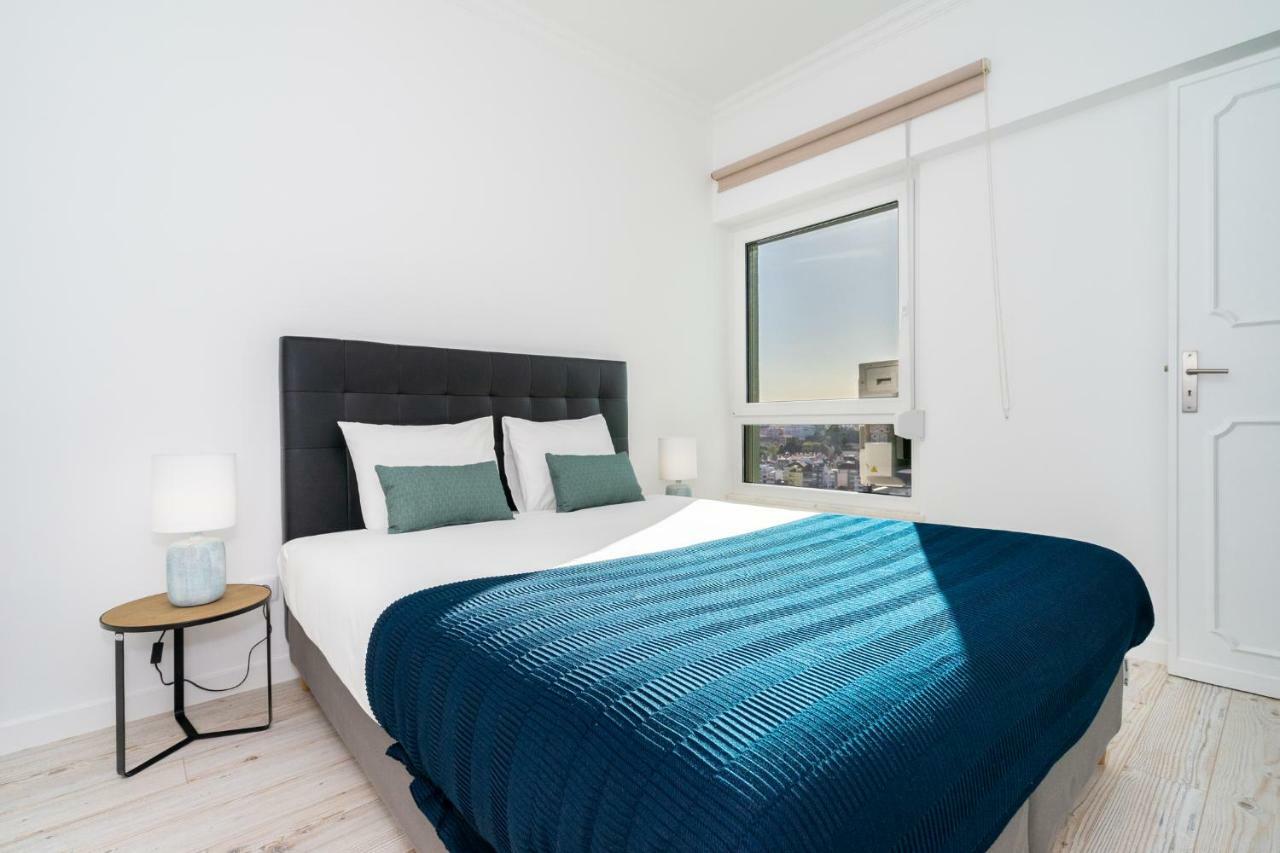 Whome | Anjos Premium #10 * Lissabon
