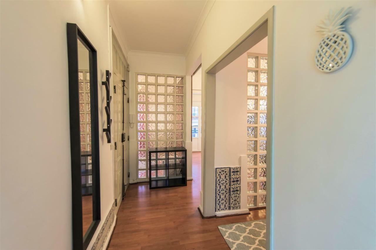 Charming Chiado 2bedr W/balcony And View * Lisboa