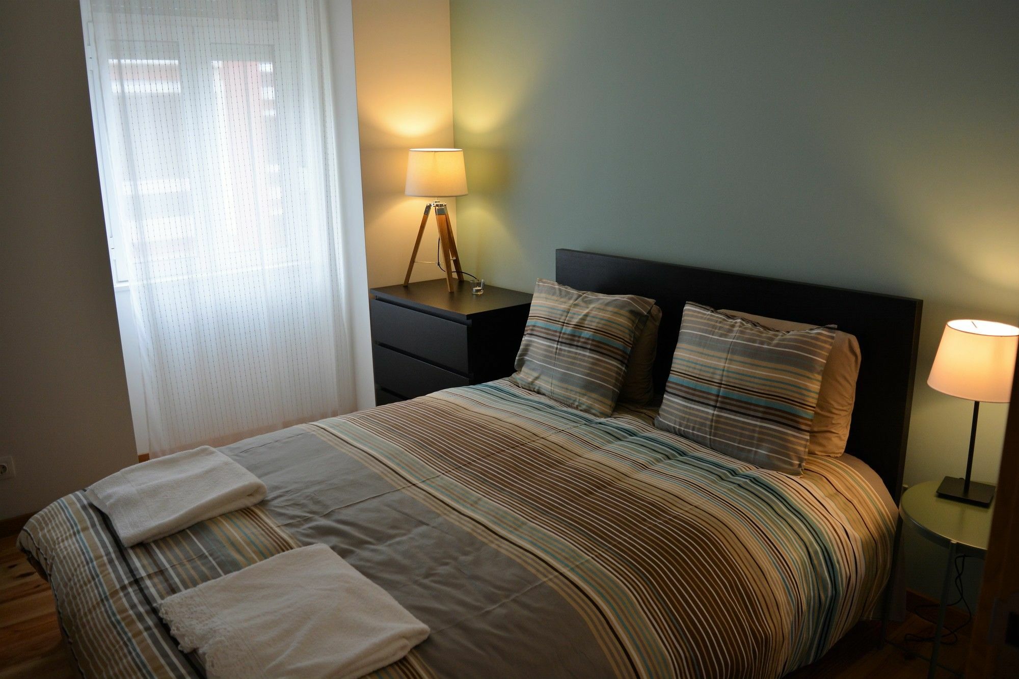 Almirante Deluxe By Homing * Lissabon