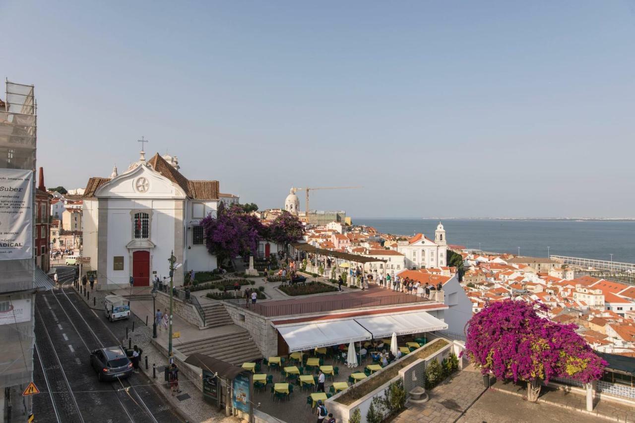 Alfama Terrace W/ Tagus River Views Lissabon