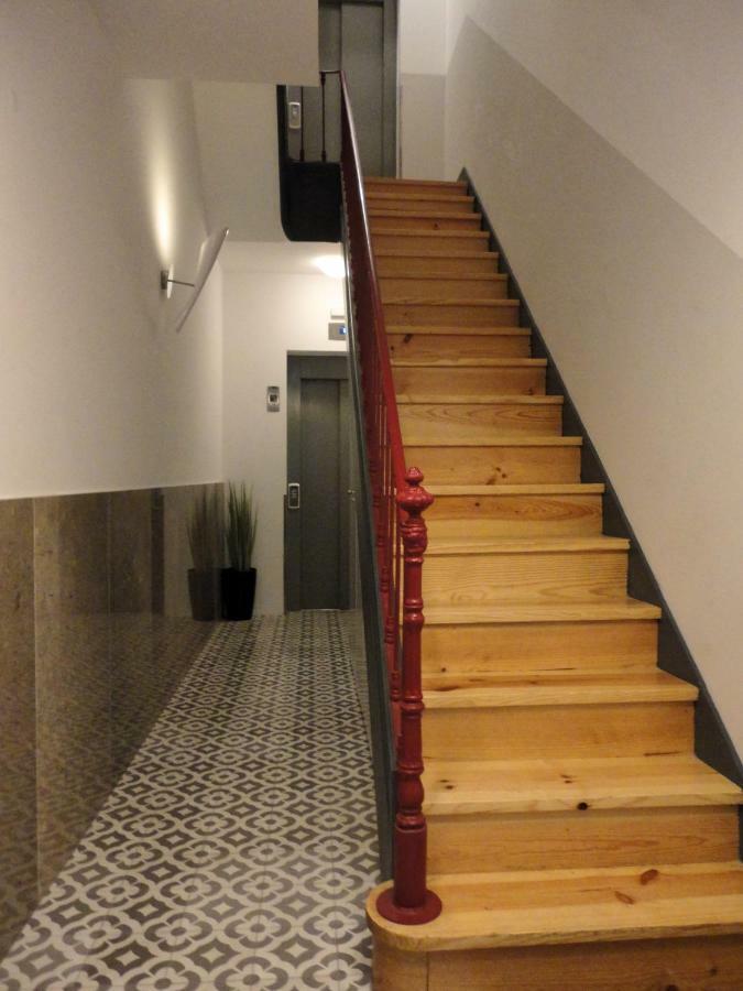 Apartment Center Modern Art *