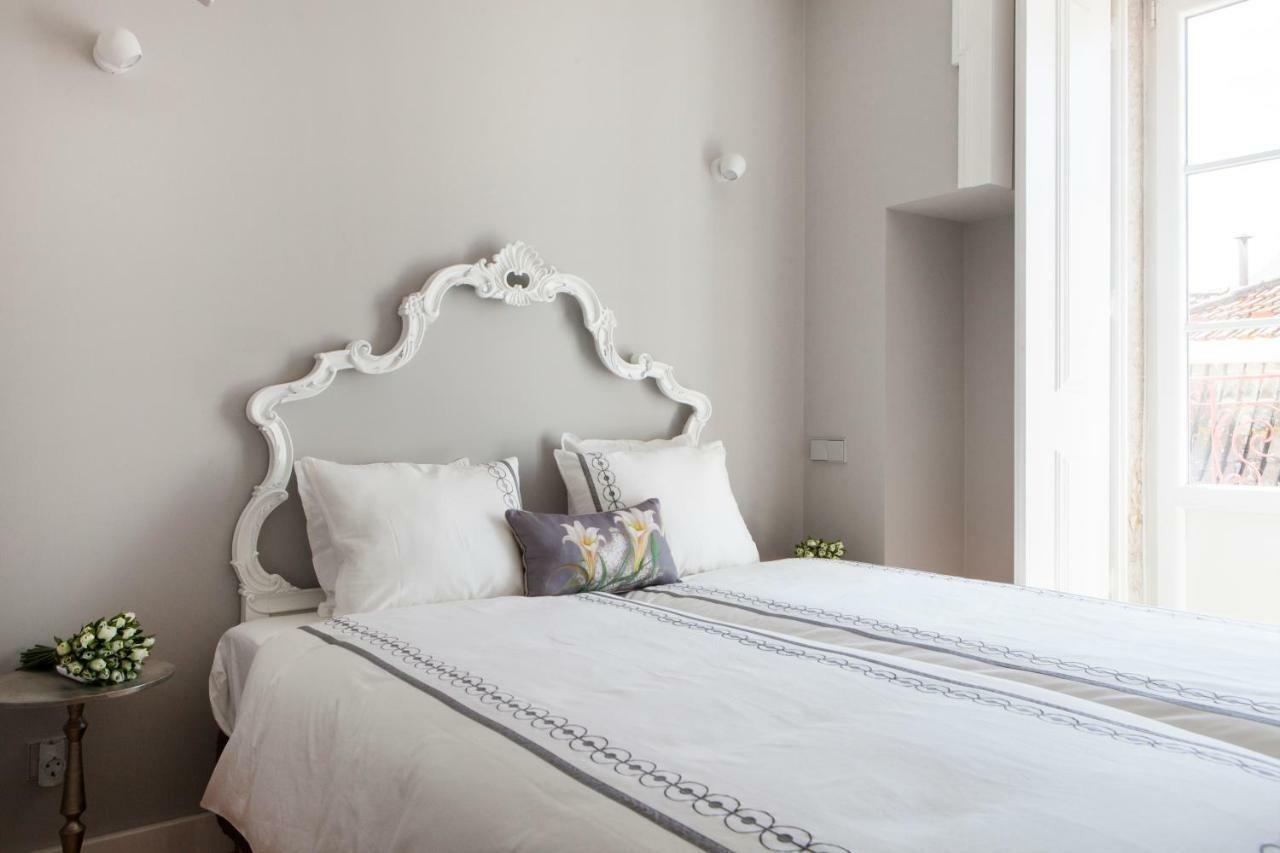 Apartamento Alfama Sophisticate Flat With Balconies 2bedrs 2baths & Ac In 19th Century Building Historic Center Lisboa