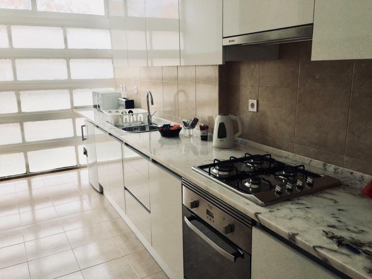 Appartement Near The Airport Lissabon