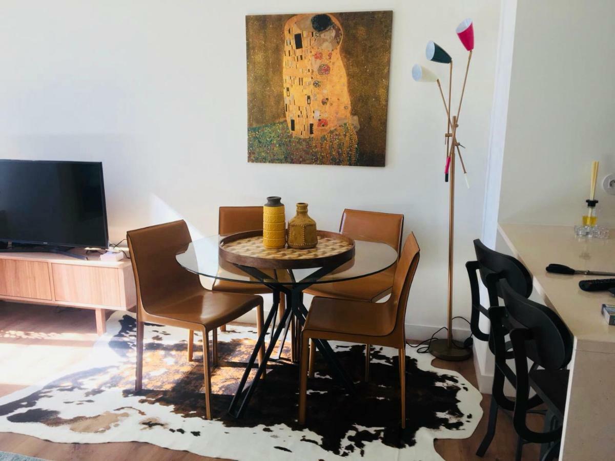 Exclusive 1 Bedroom Flat In The Heart Of * Lissabon