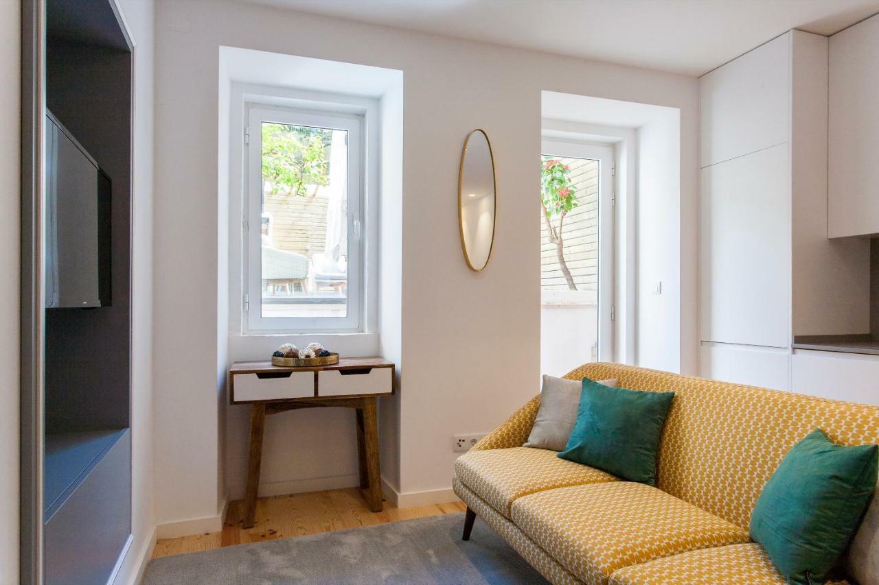 Charming Terrace - Liberdade Apartment Lissabon