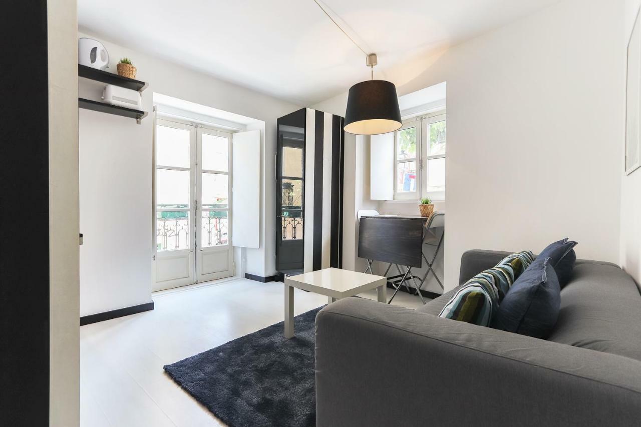 Tailor Made Flat In Bairro Alto Appartement