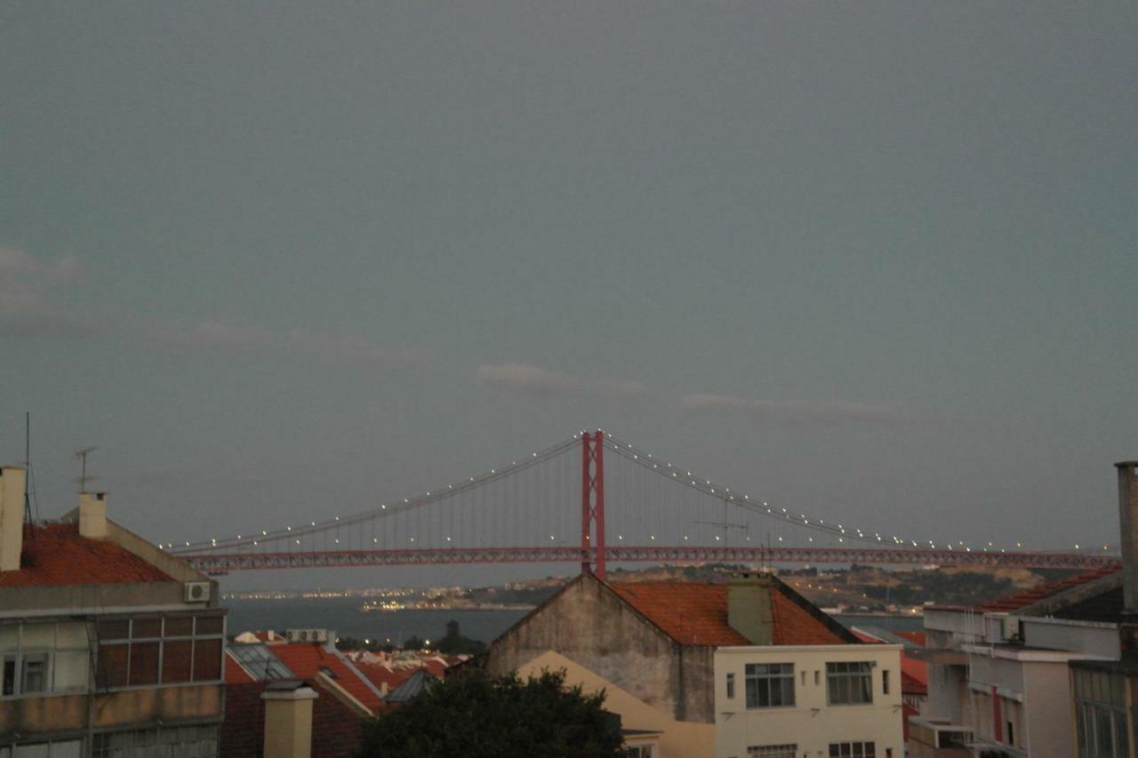 Memoria 49 * Lisboa