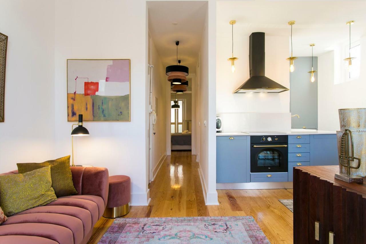 2 Beautiful Upscale Flat Embracing Tejo! Lisboa