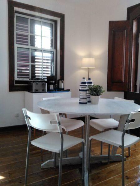 Inglesinhos 1 * Lisbon