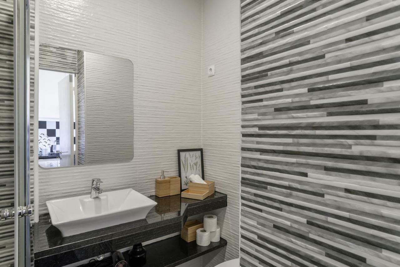 Charming Apartment- Authentic Experience In Graca * Lissabon