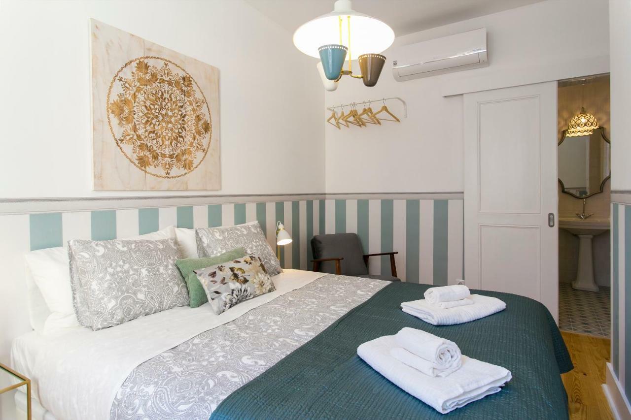 2 Beautiful Upscale Flat Embracing Tejo! Lisboa