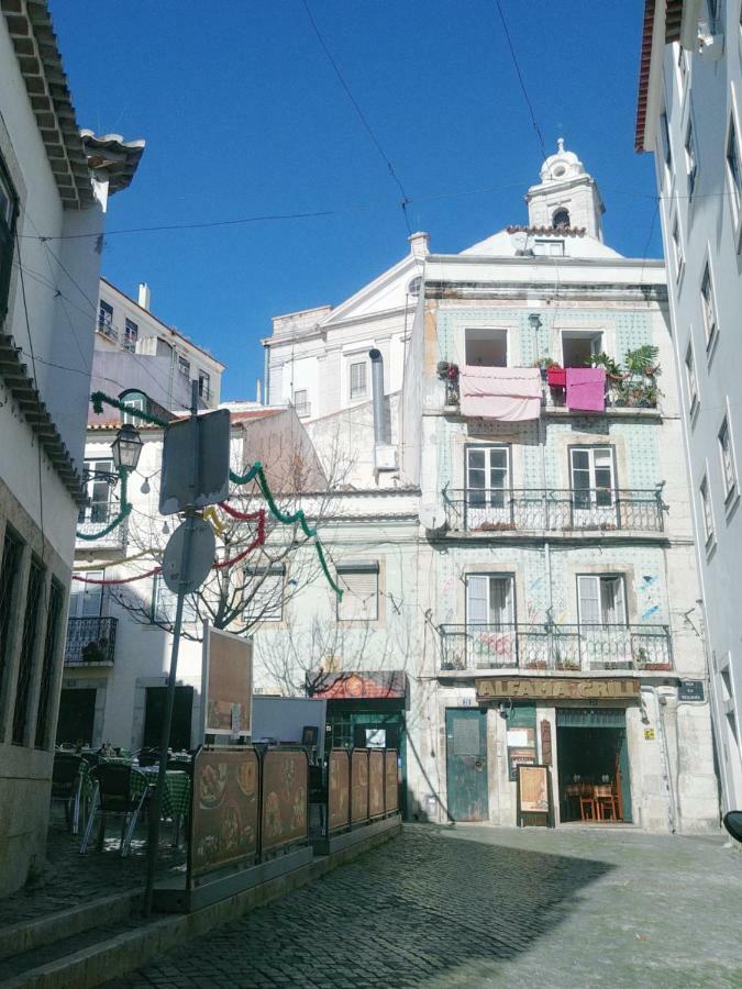 Be Local - In Beco Da Formosa In Alfama - * Lissabon