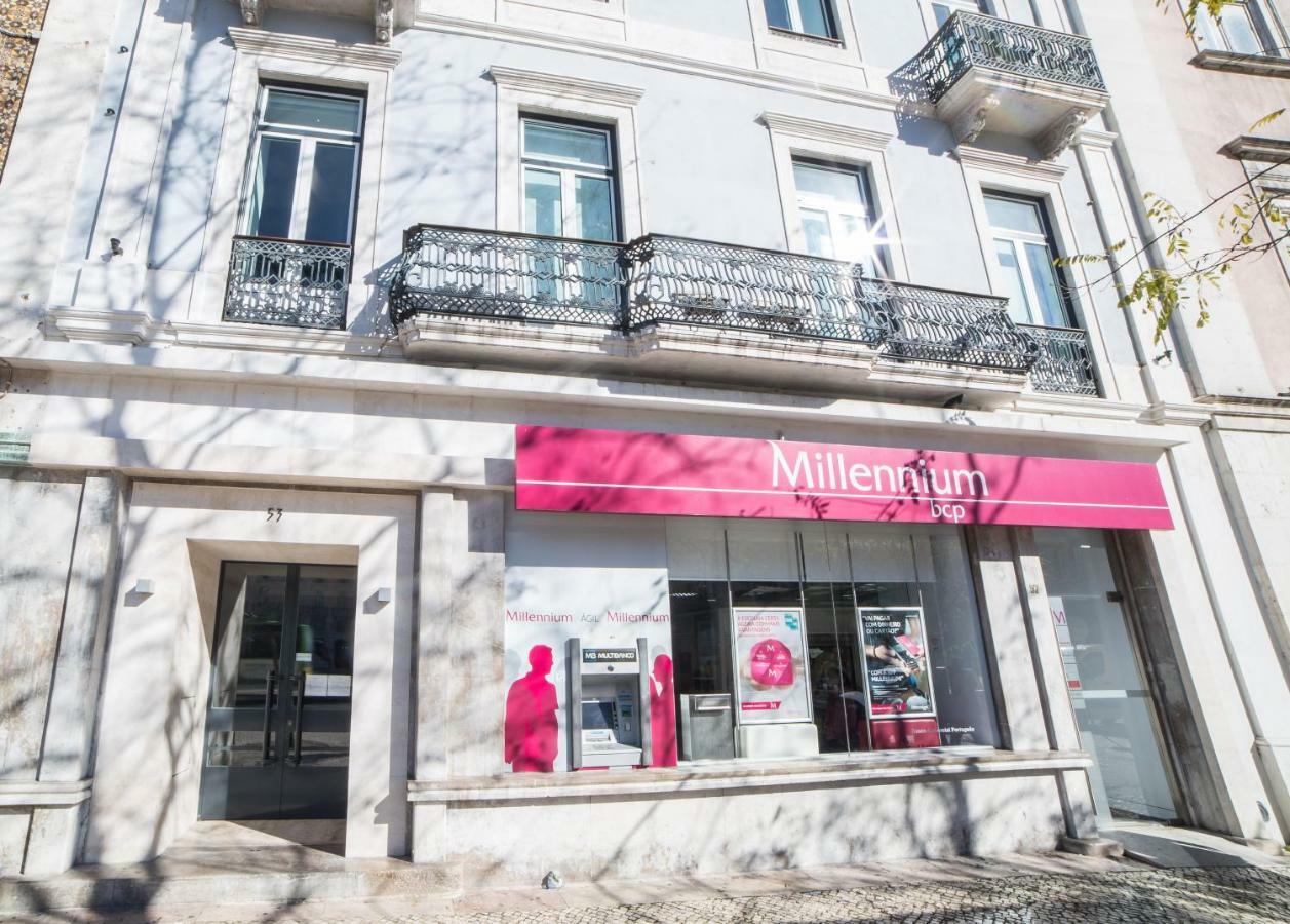 Flh Restauradores Modern Lissabon