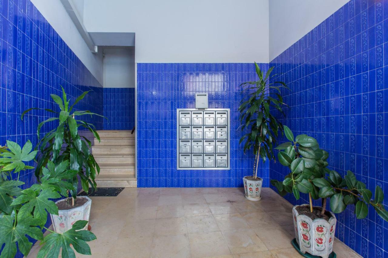 Light Filled Apartment, By Timecooler * Lisboa
