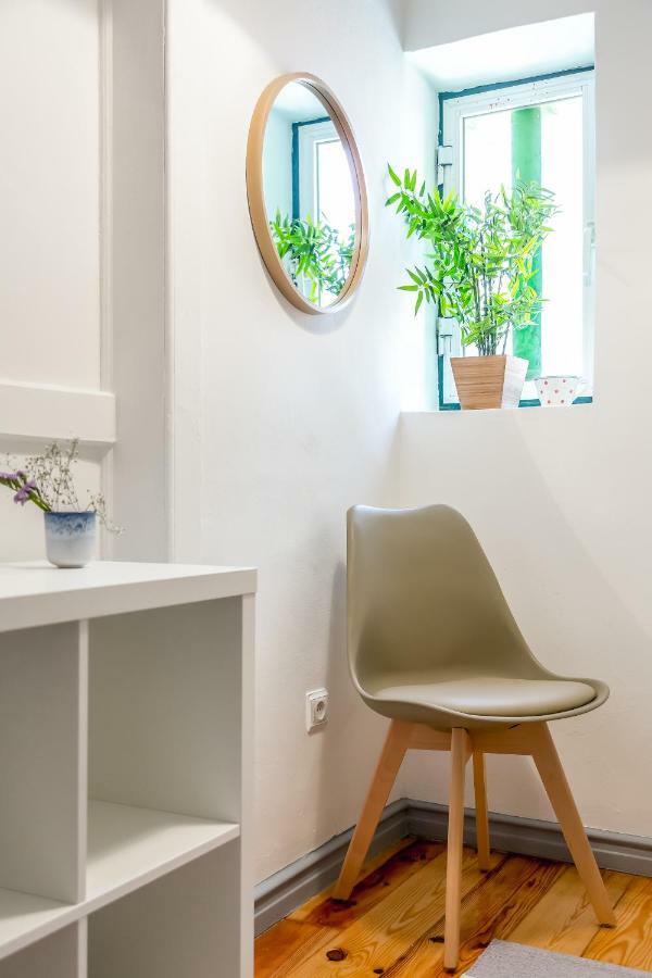 Alfama, Bright And Spacious With Private Terrace, By Timecooler Lisboa