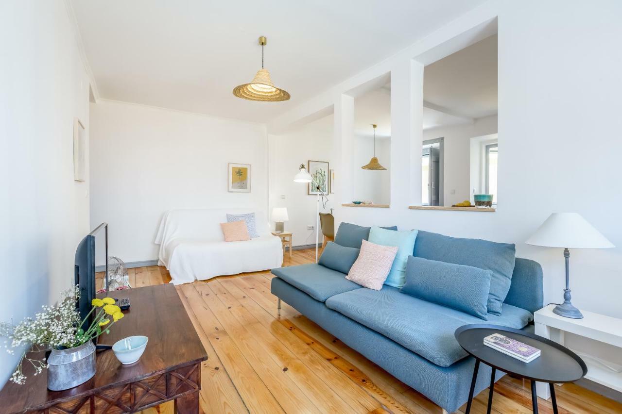 Alfama, Bright And Spacious With Private Terrace, By Timecooler Lisboa