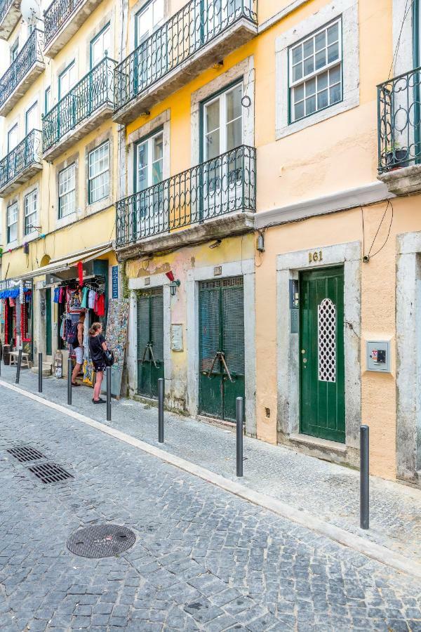 Appartement Alfama, Bright And Spacious With Private Terrace, By Timecooler *