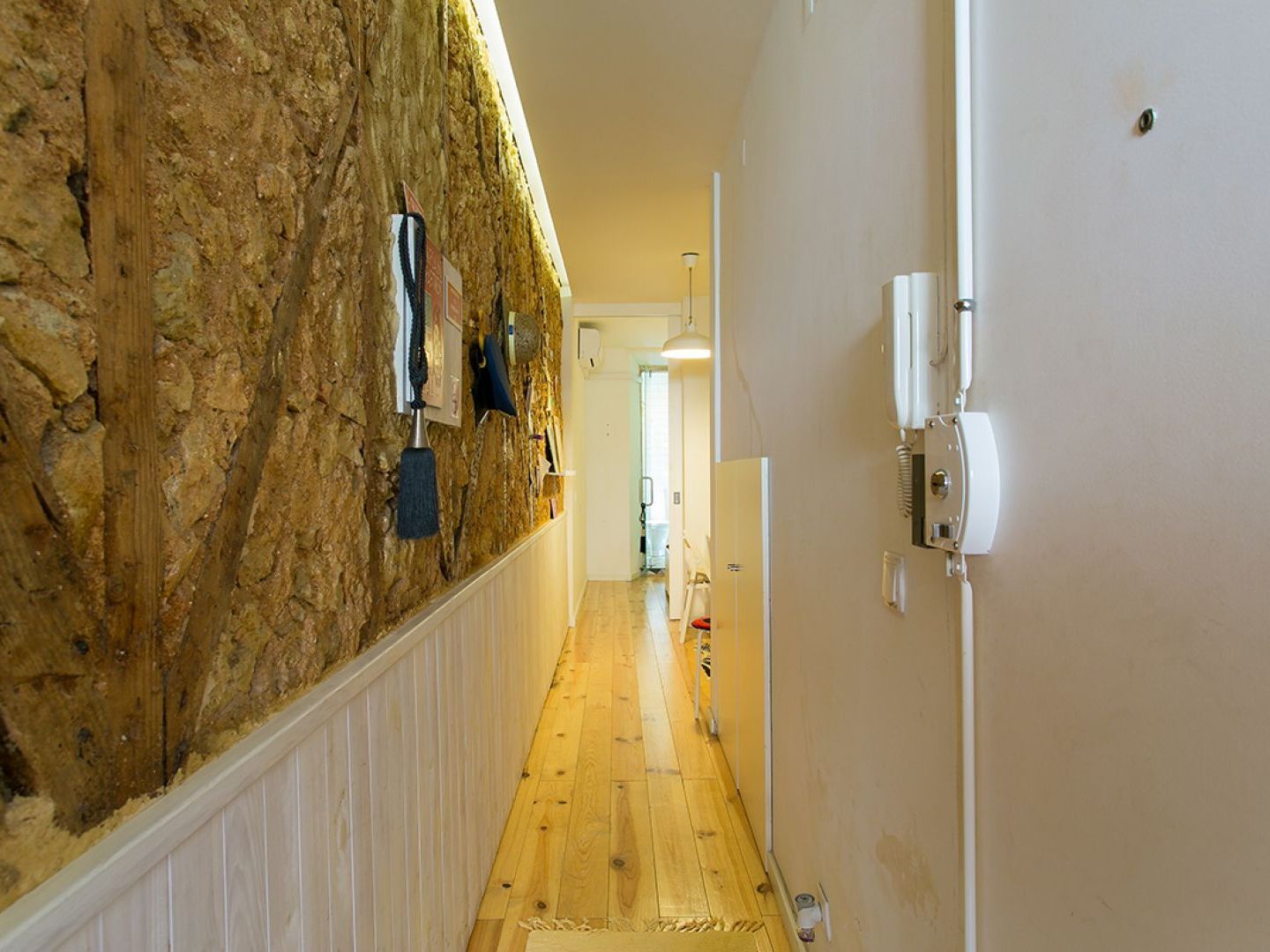 Joivy Inviting Flat Next To Bica Elevator * Lisbon