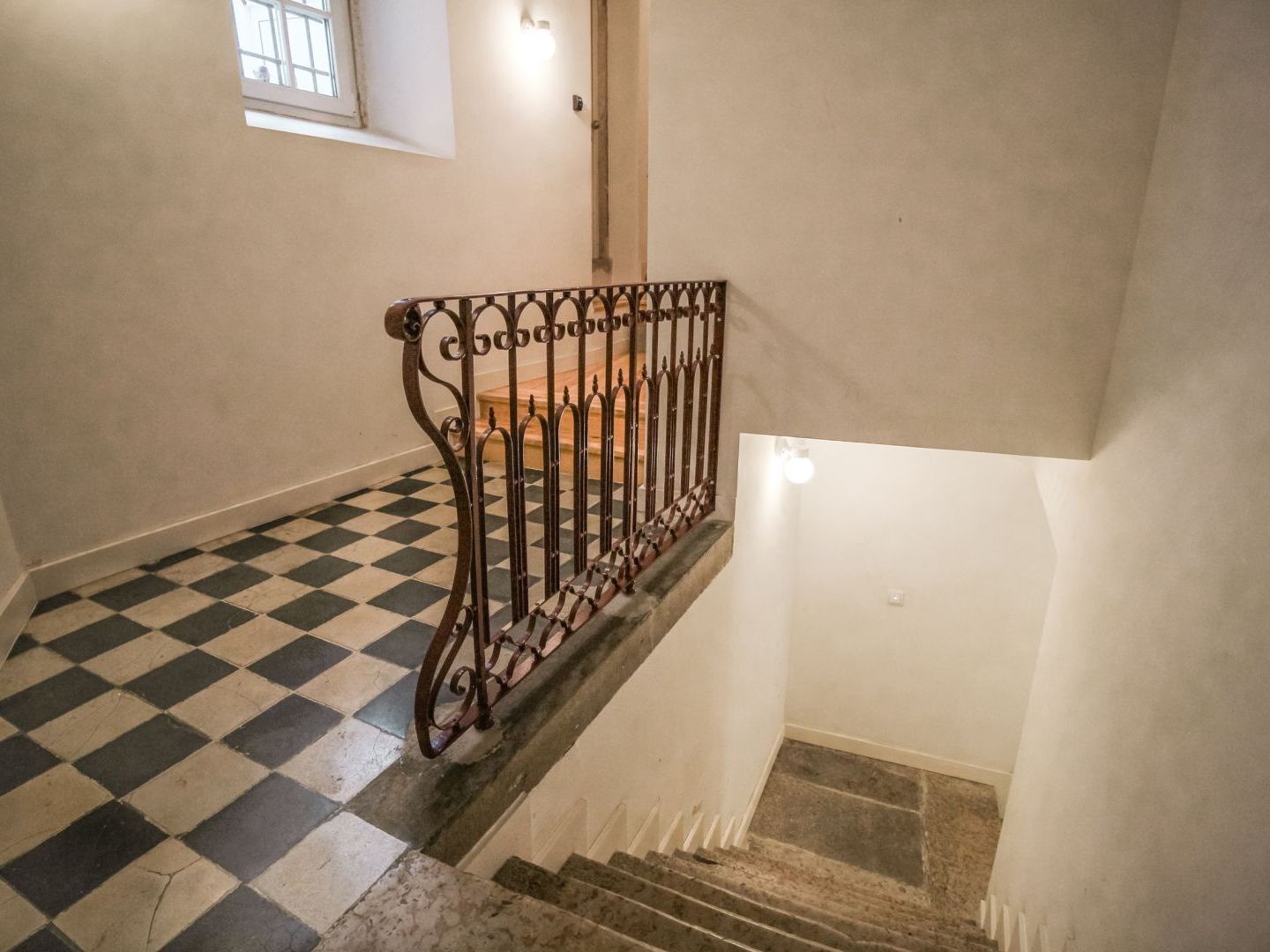 Joivy Elegant 2br Nearby Tram 28e Stop - Portas Sol