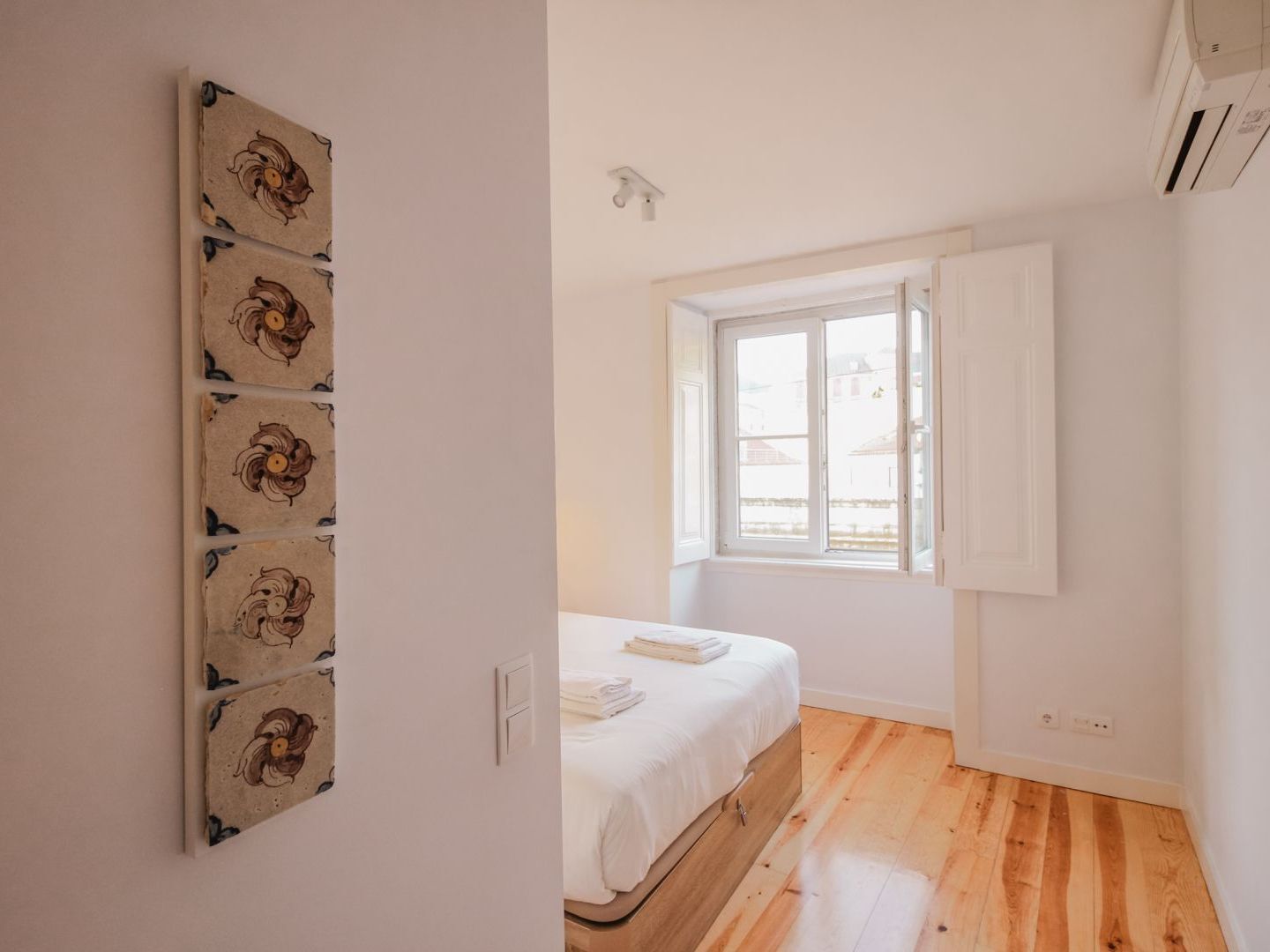 Joivy Elegant 2br Nearby Tram 28e Stop - Portas Sol * Lissabon