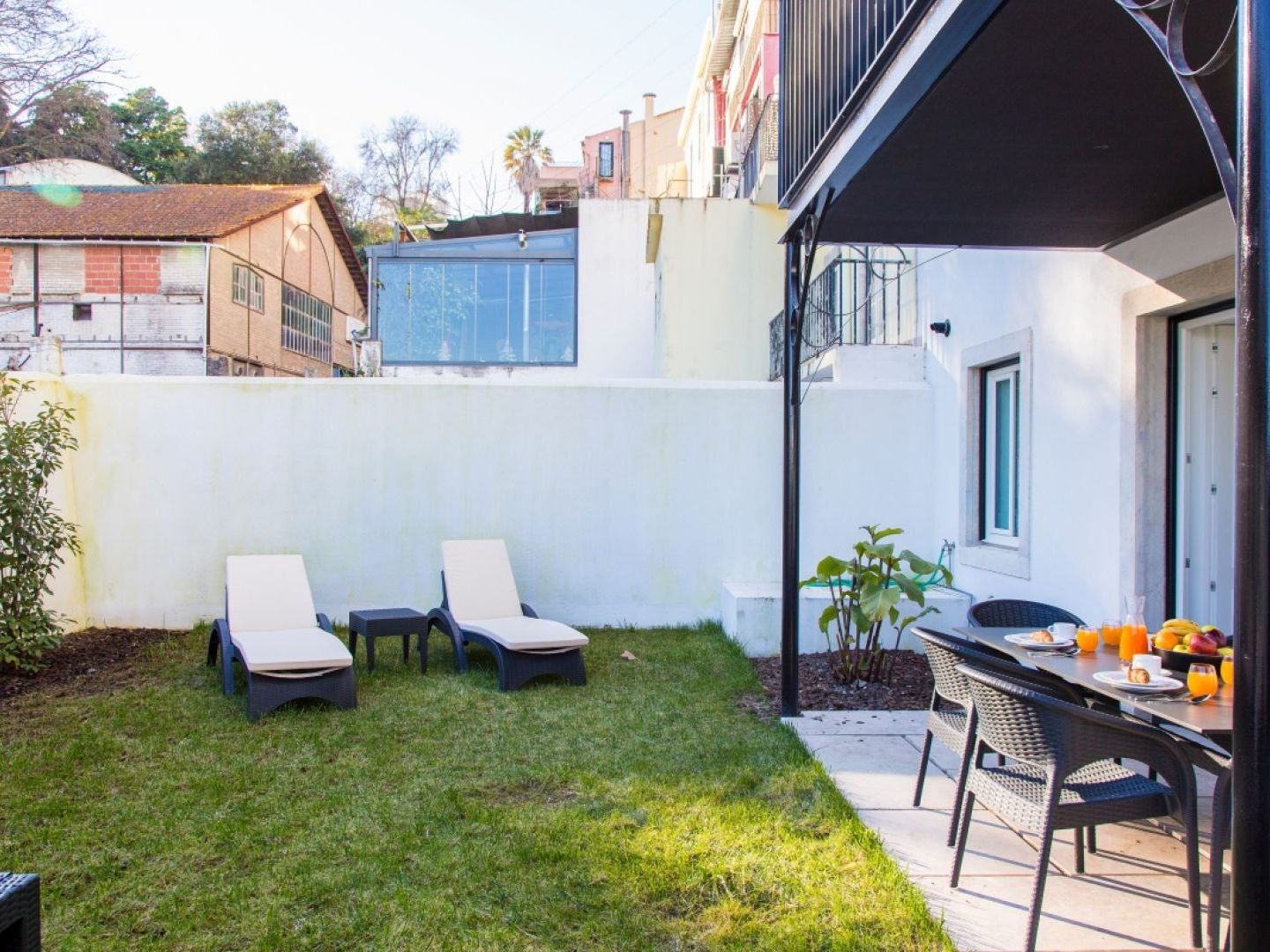 Joivy Stunning 2br With Garden, By The Avenida Subway And Botanical Garden Of Apartment Lissabon