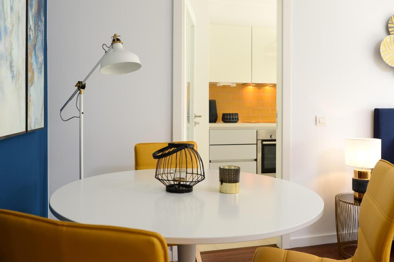 New Loft With Swimming Pool At Parque Nacoes! Apartment