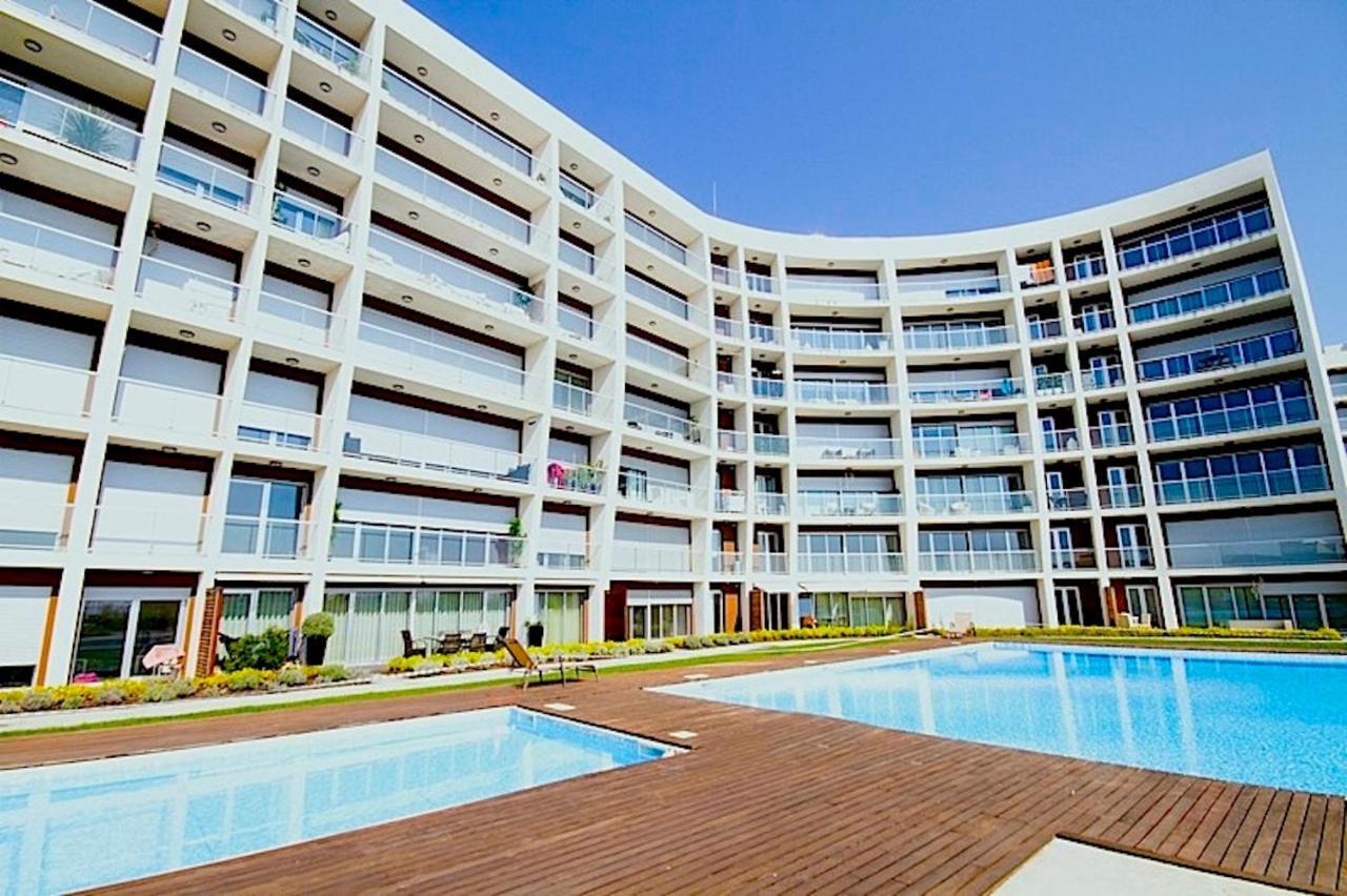 Apartment New Loft With Swimming Pool At Parque Nacoes!