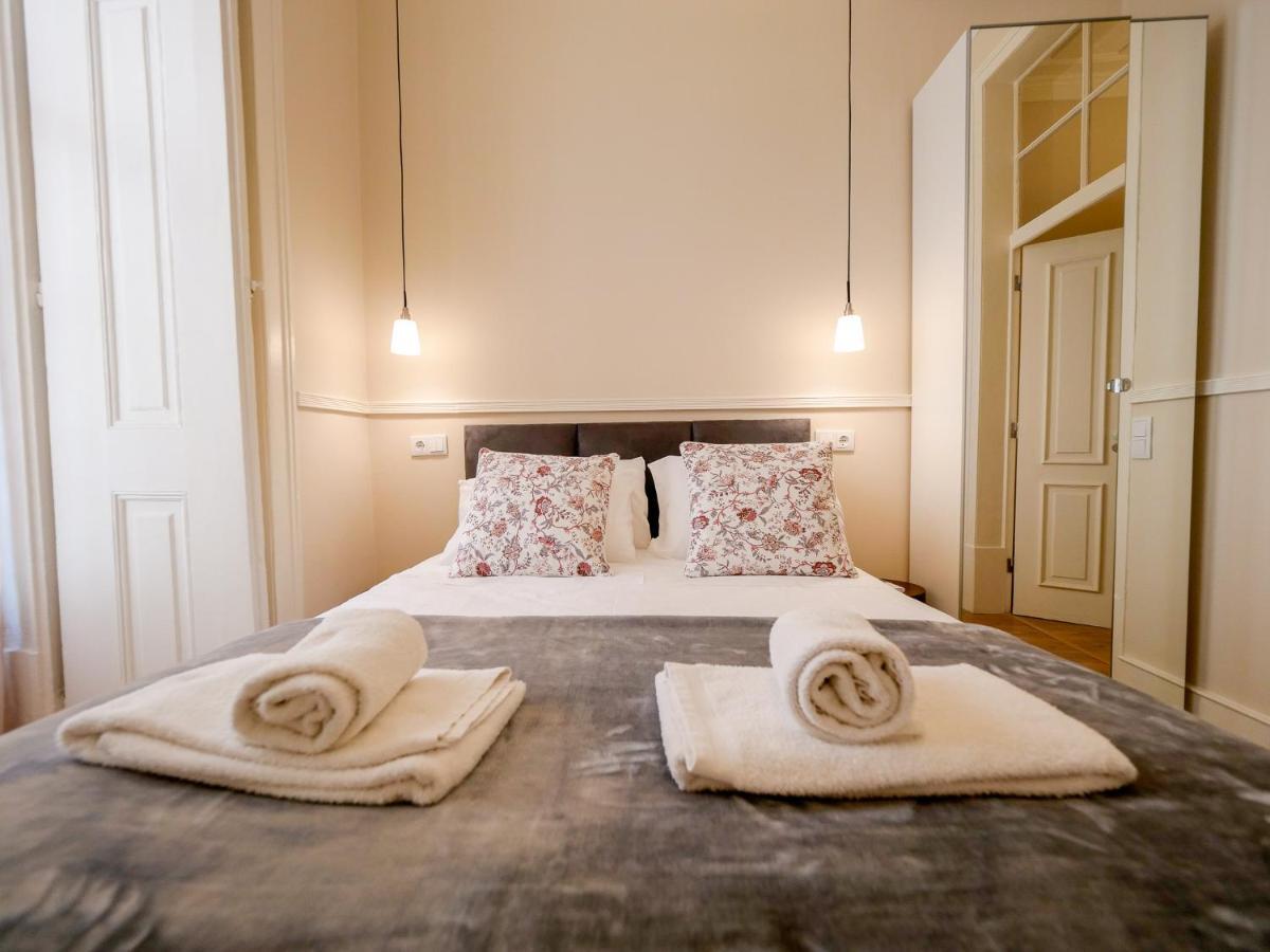 Correeiros 174 -the Place To Be * Lissabon