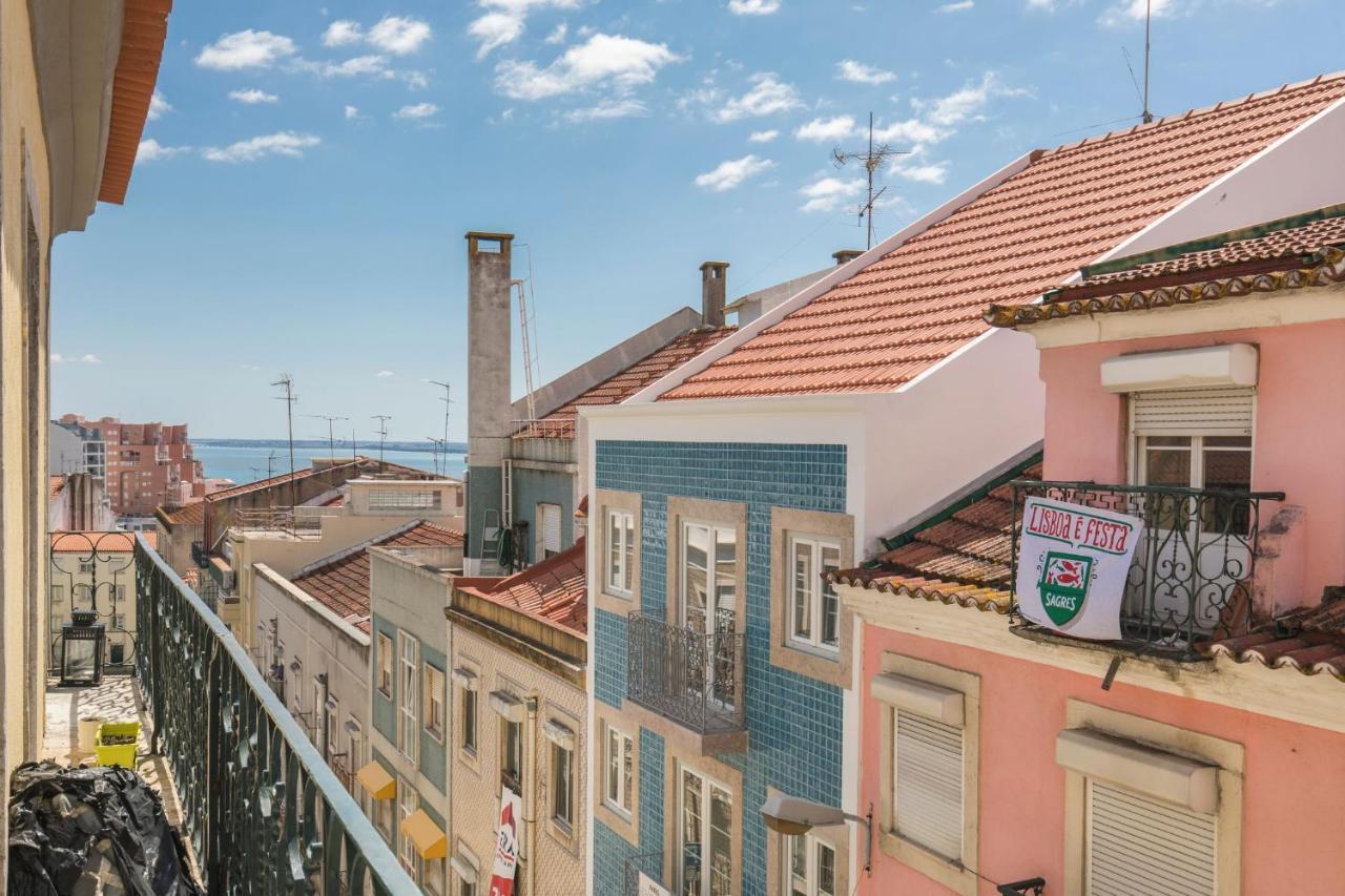 Appartement Lovelystay - Sunny Flat W/ Balcony Overseeing Graca And River *