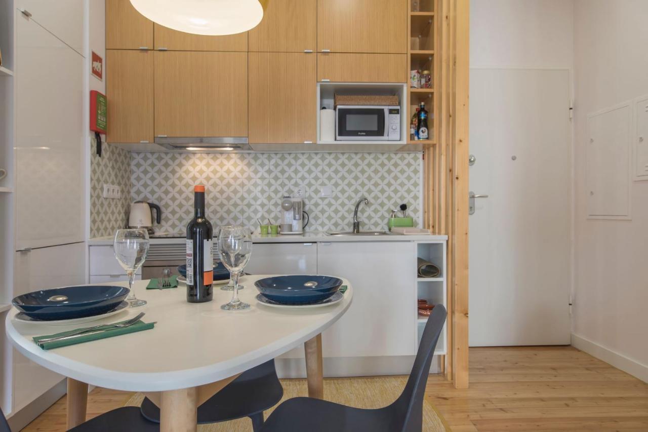 Appartement Lovelystay - Sunny Flat W/ Balcony Overseeing Graca And River *