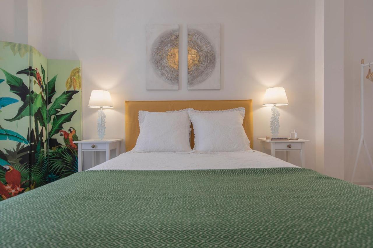 Lovelystay - Sunny Flat W/ Balcony Overseeing Graca And River Appartement *