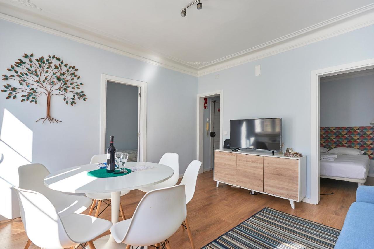 Elegant Riverview In Historical Appartement Lissabon