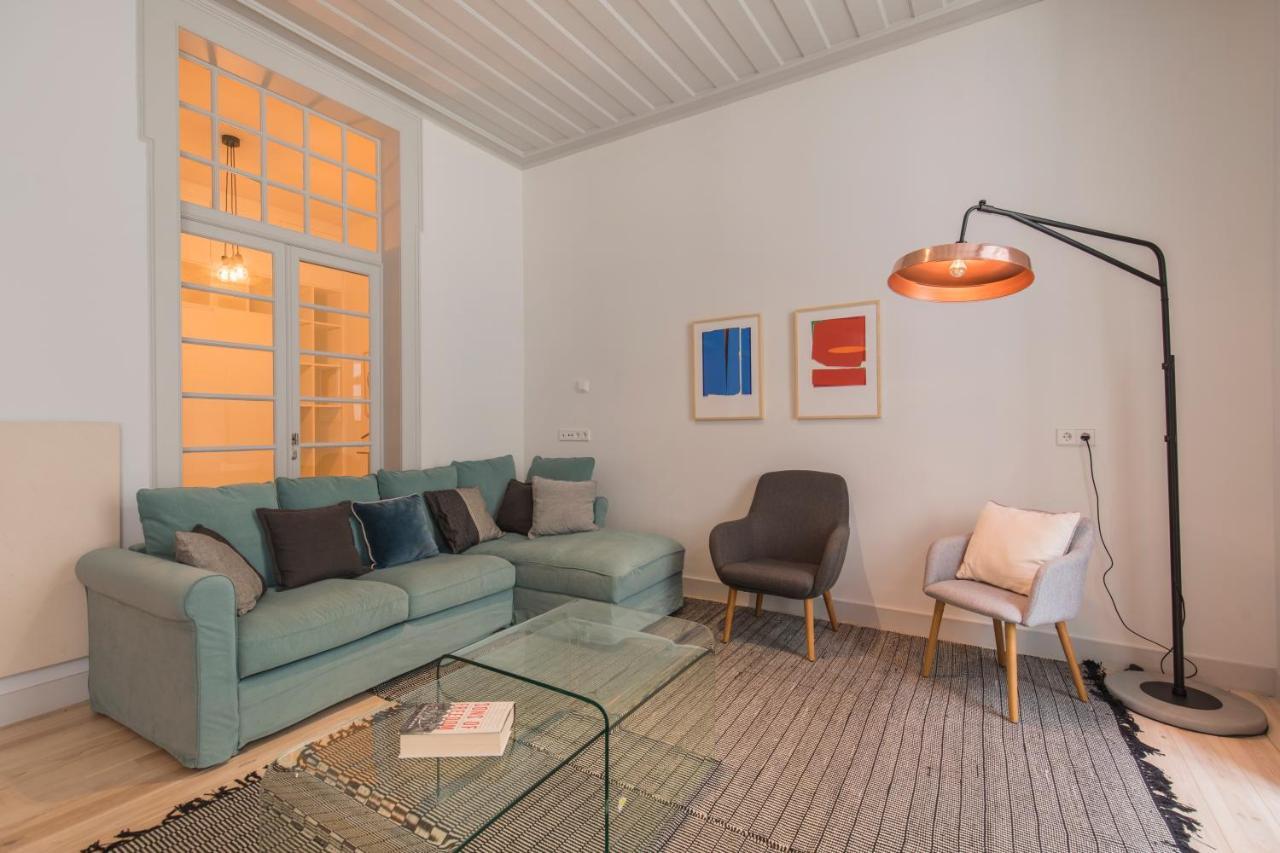 Lovelystay - Charming 3 Bedroom Wonder Downtown Lissabon