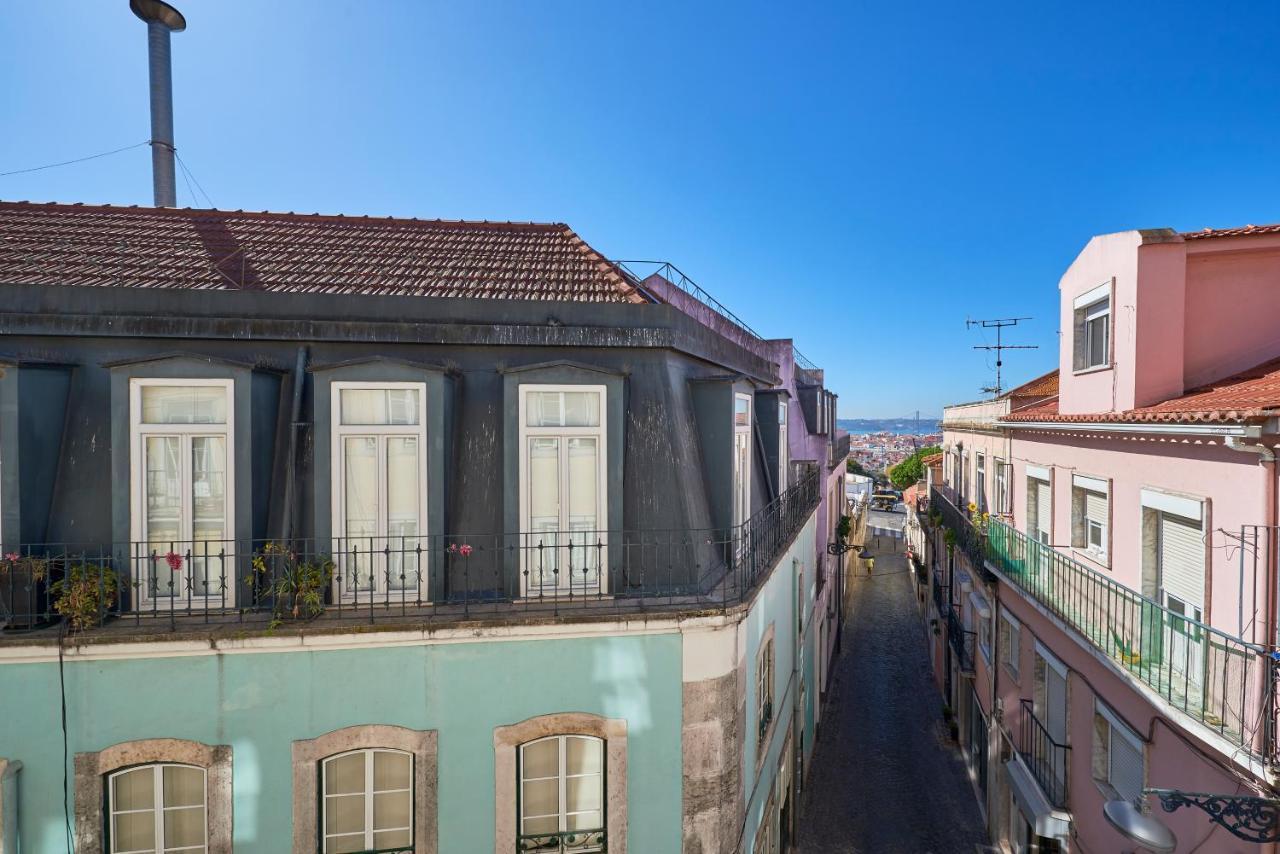 Apartment Aesthetic Riverview In Historical Lissabon