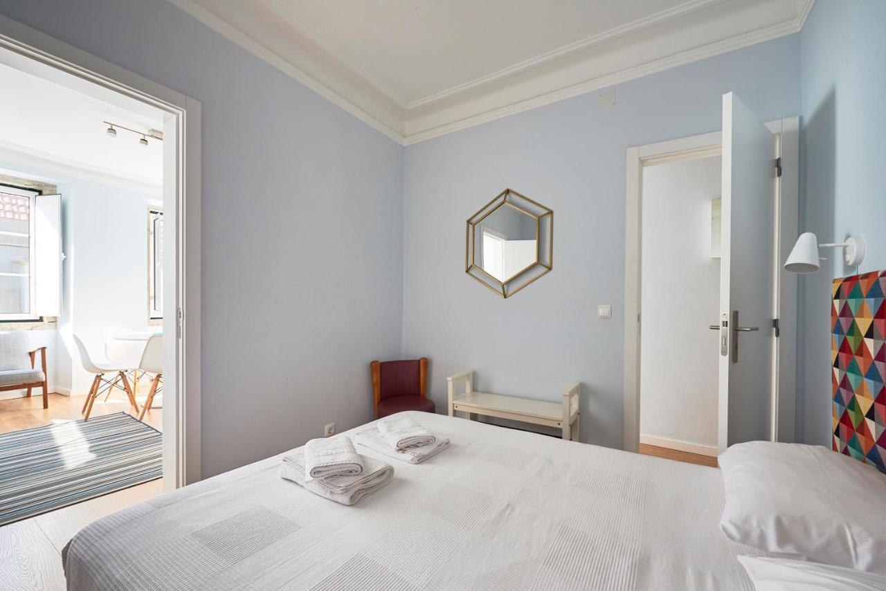 Elegant Riverview In Historical Appartement Lissabon