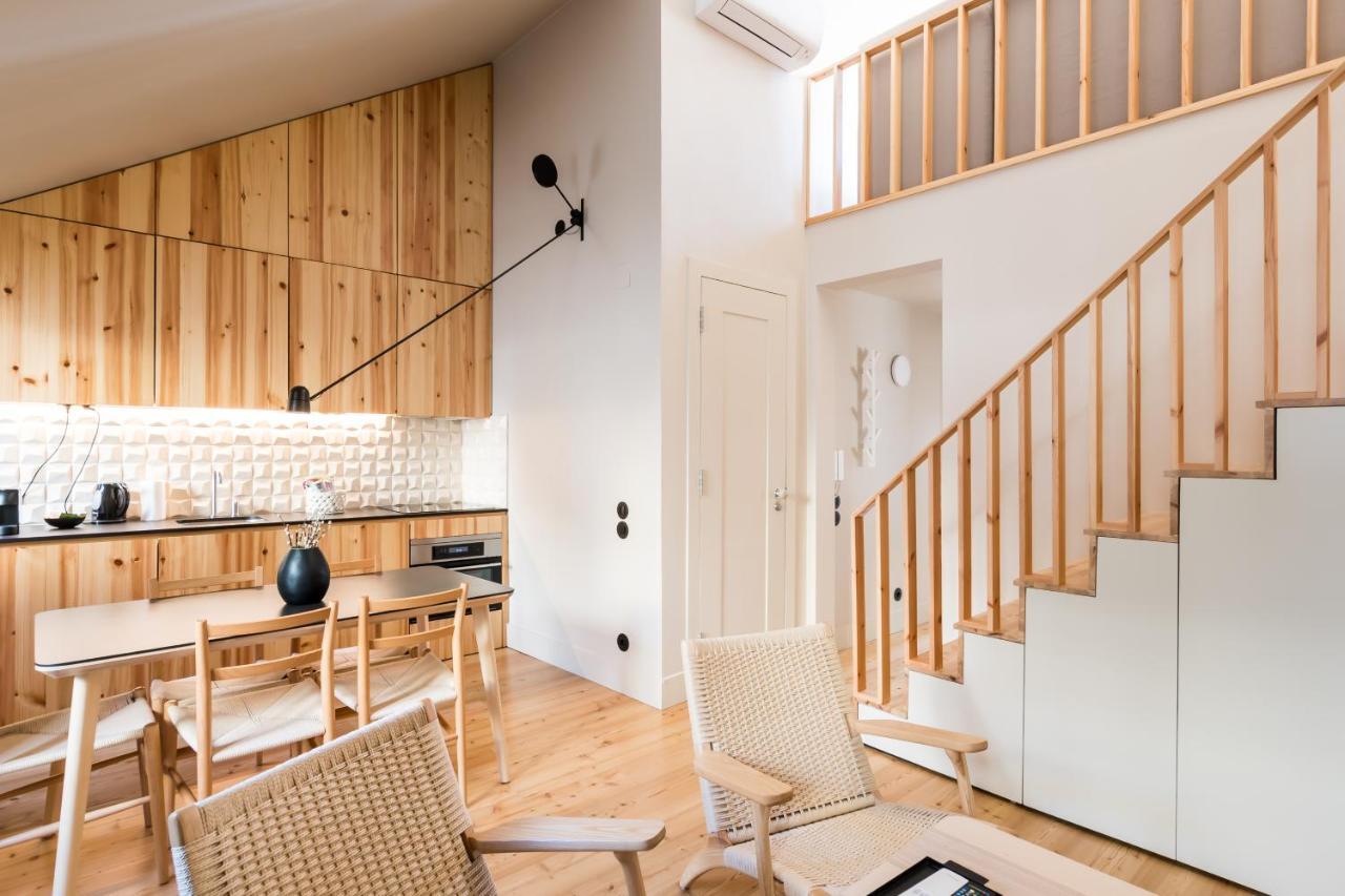 Casas Na Portuguesa - Bica Chiado