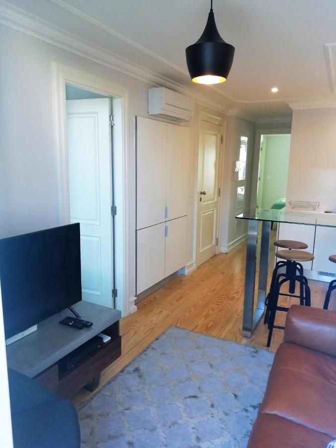 Augusta 229-5e-city Center Apt- Balcony & Elevator Apartment Lisbon