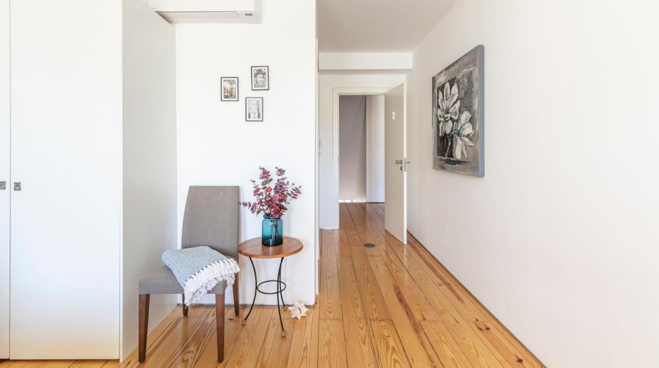 Altido Stylish 5br With Big Terrace In Principe Real Gasthof Lissabon