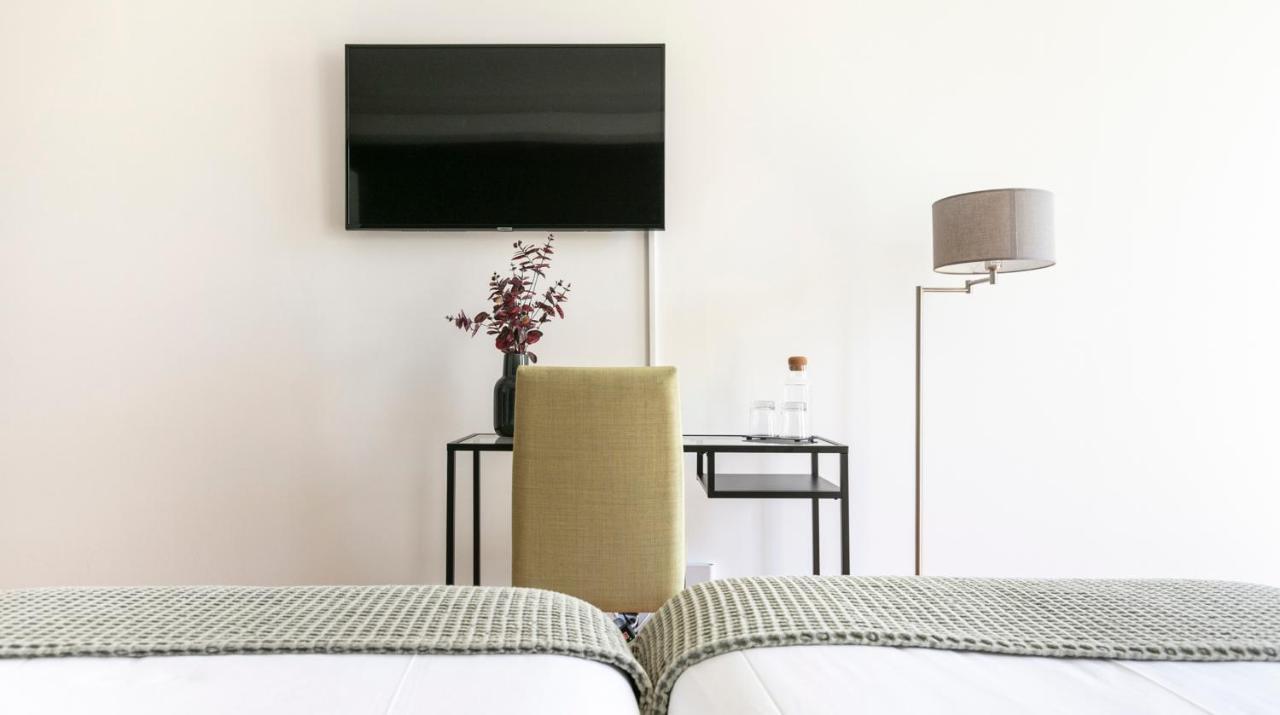 Gasthof Altido Stylish 5br With Big Terrace In Principe Real 3*