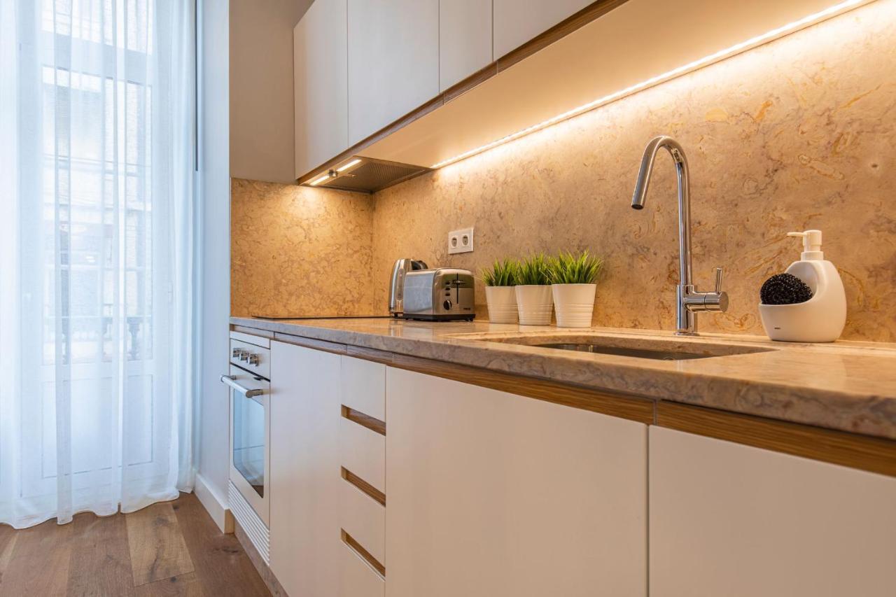 Apartment Upscale & Trendy Flat In The Center Lissabon