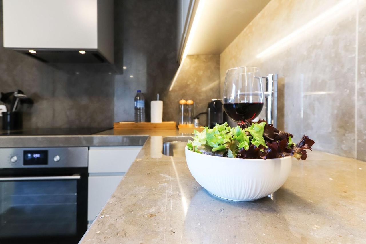 Marques De Pombal Duplex With Terrace By Homing * Lissabon
