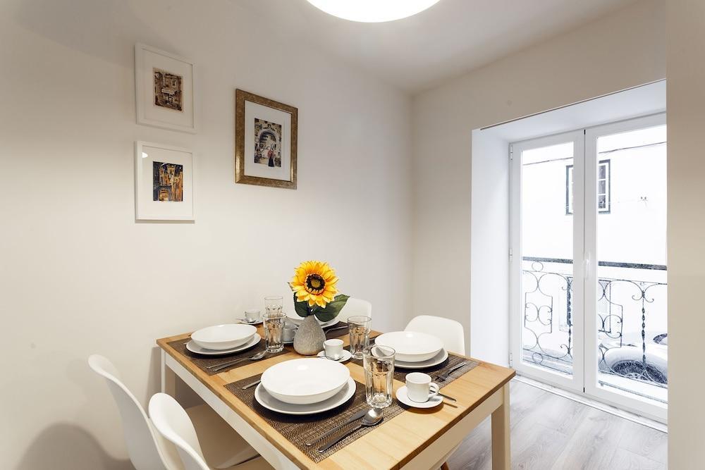 Alfama Premium *