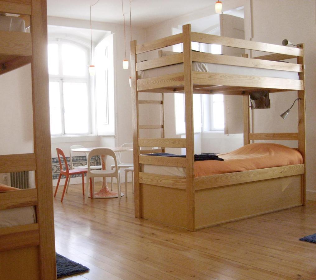 Hostel Lounge *
