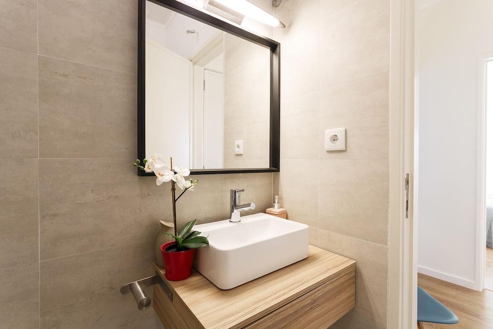 Anjos Premium * Lisbon