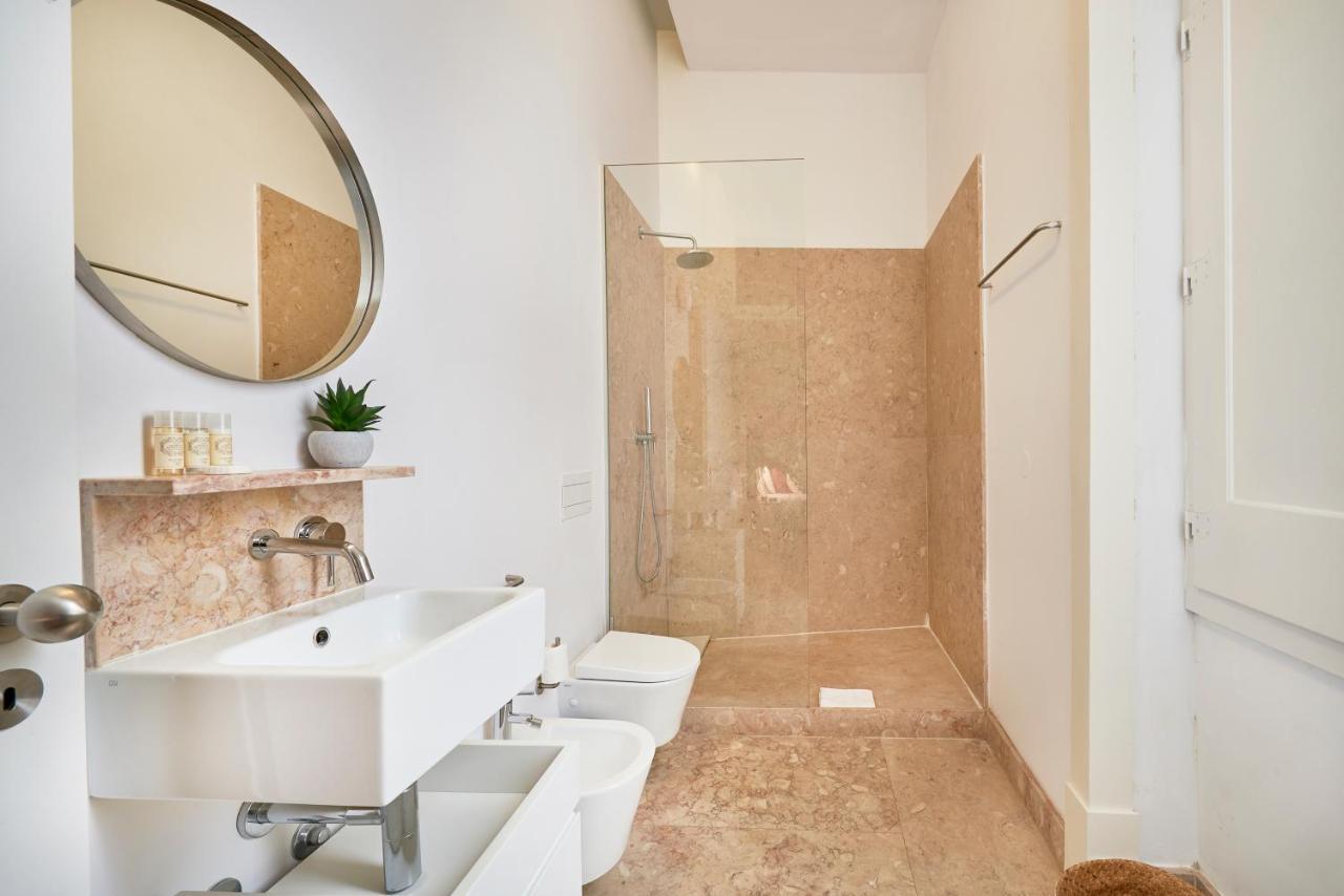 Five Stars Combro 7 Appartement *
