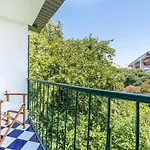 GuestReady - Family Home w Rooftop in Alcântara