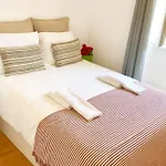 32 3 - Lisbon City Life Private Apartment, Bairro Alto