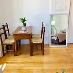 32 3 - Lisbon City Life Private Apartment, Bairro Alto